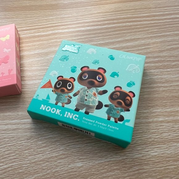 Animal Crossing New Horizon Eye Shadow Palette Colourpop 2 SET Nintendo - Picture 2 of 5